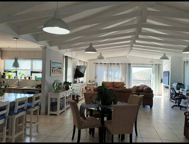 3 BEDROOM HOUSE FOR SALE IN ISLAND VIEW